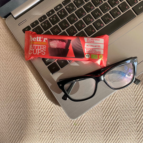 BIO Nut Butter Cups with Strawberry Cream